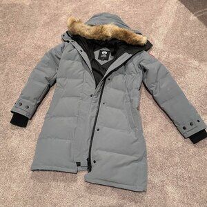 Canada Goose Shelburne Parka Small